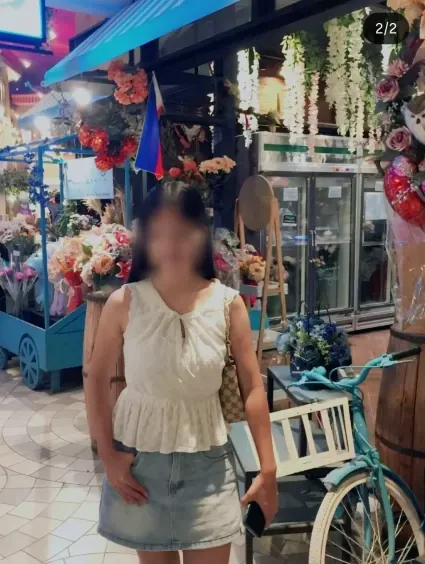 Esra, 20
