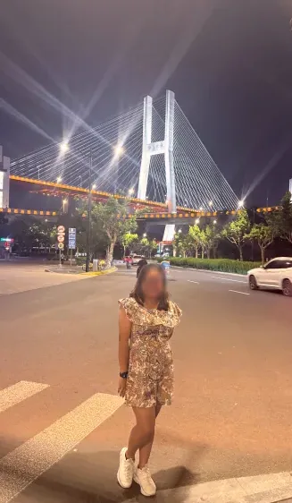 Lena, 34