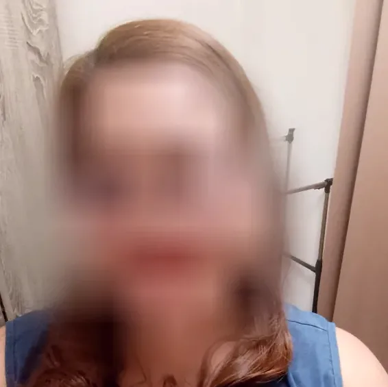 Sabrina, 31