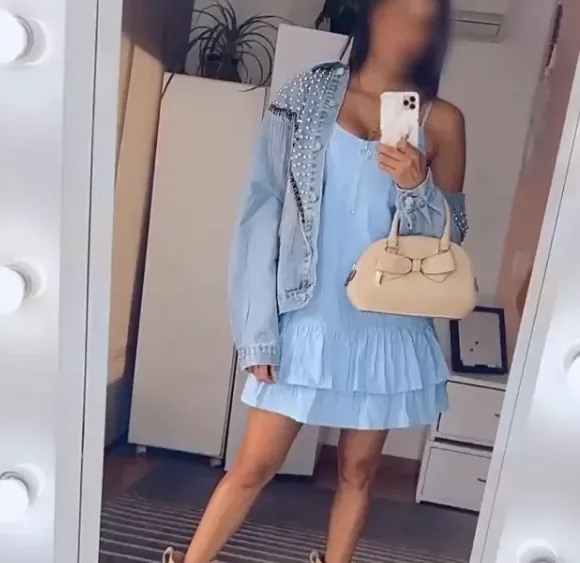 Silvia, 40